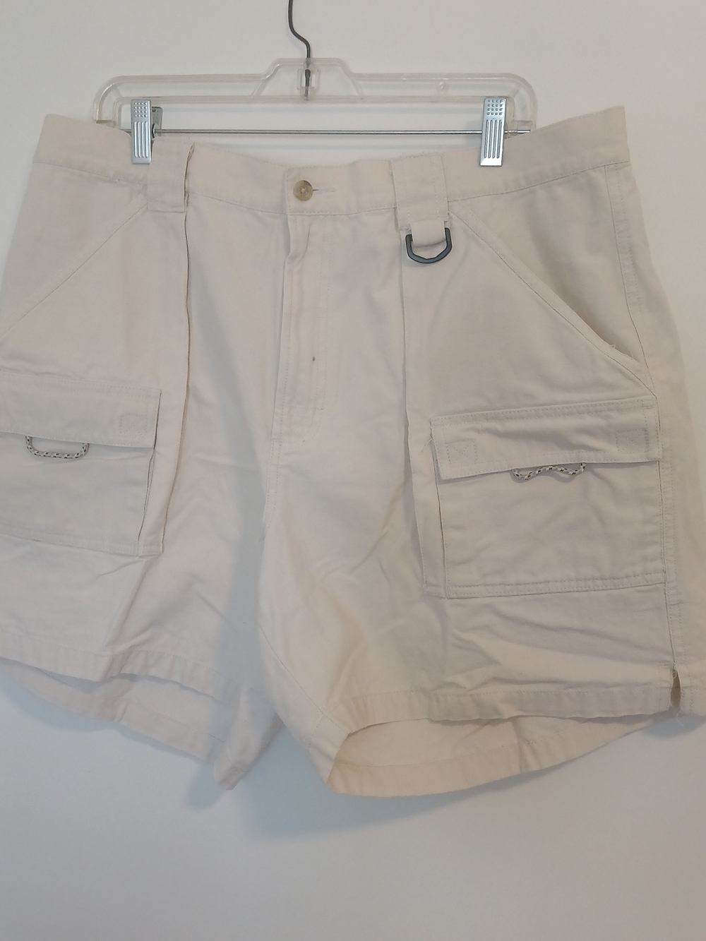 Men's Columbia PFG Cream Tan Cargo Shorts with Utility Pockets